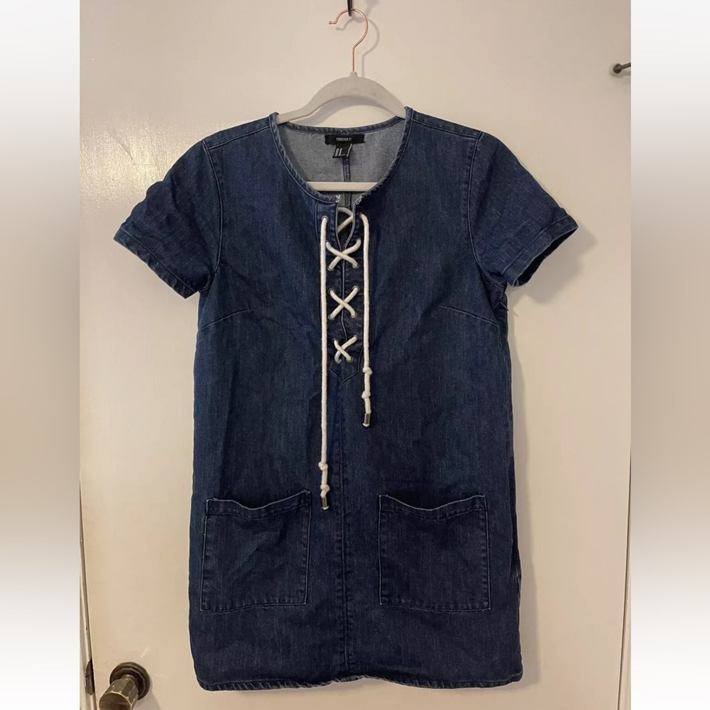 FOREVER 21 Juniors Size M Blue Denim Short Sleeve Side Zip Dress